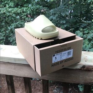Resin yezzy slides